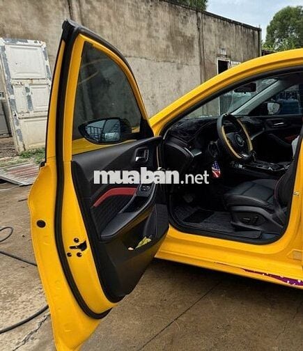 MG MG5 Luxury 2022 Vàng 60.000km