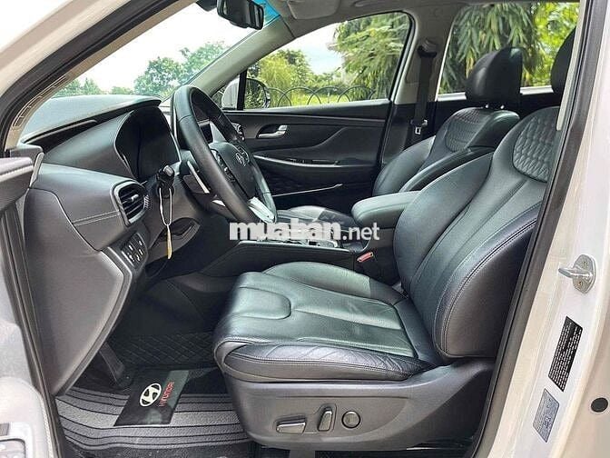 Hyundai SantaFe Đặc biệt 2.4 Xăng Tự động Trắng