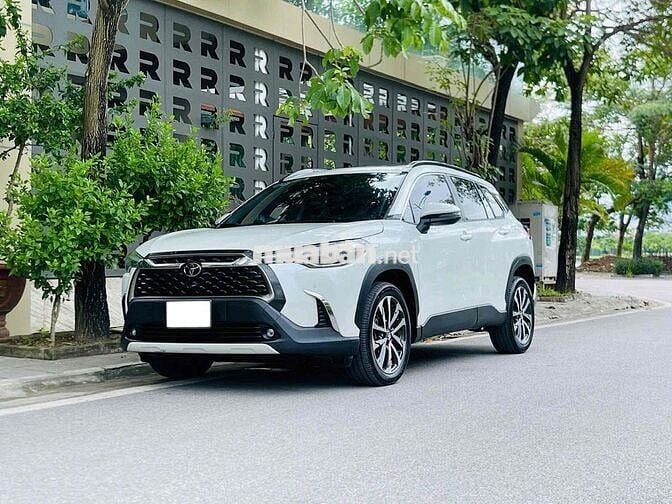 Toyota Corolla Cross V Trắng 5 chỗ