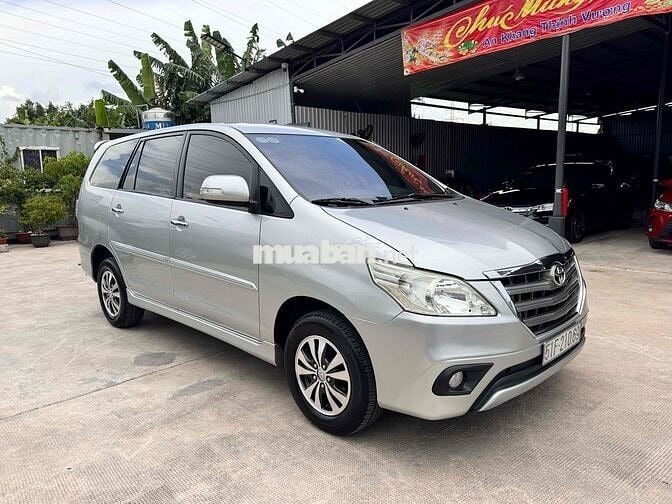 Toyota Innova 2.0G 2015 Số tự động Bạc