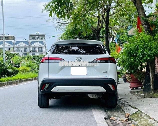 Toyota Corolla Cross V Trắng 5 chỗ