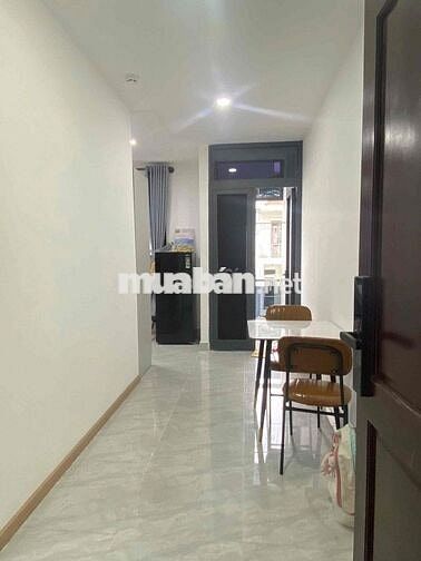 PHÒNG MỚI TRỐNG ĐẸP TRUNG TÂM QUẬN 7