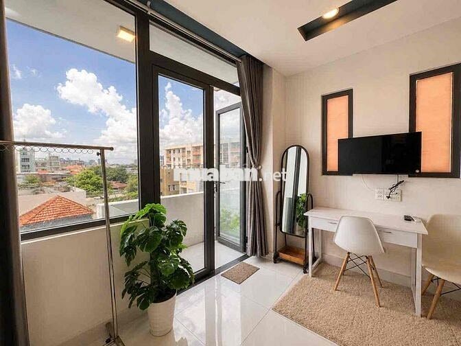Cho thuê ngay căn hộ mới 100% rộng 35m2 gần Phan Xích Long tiện qua Q3