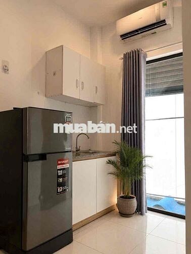 Cho thuê ngay căn hộ mới 100% rộng 35m2 gần Phan Xích Long tiện qua Q3