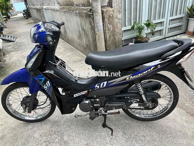 Xe máy Elegant 50cc Xanh đen