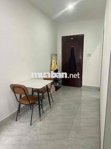 PHÒNG MỚI TRỐNG ĐẸP TRUNG TÂM QUẬN 7