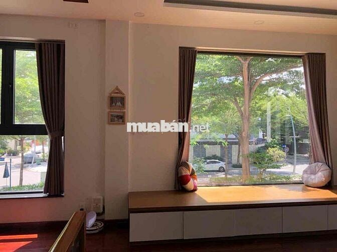 cần cho thuê căn nhà phố KDC Jamona City full nội thất