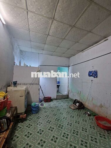 Nhà MT Tạ Quang Buử ngay nhà Thờ Nam Hải, Nhà Nát Rộng.