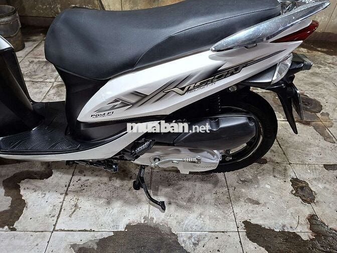 Honda Vision FI 2012 Trắng-bạc-đen