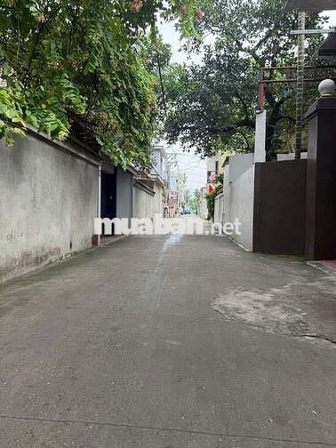 NHÀ 3 TẦNG ĐẸP – Ô TÔ ĐỖ CỬA – GIAI LẠC, QUANG MINH, MÊ LINH, HÀ NỘI
