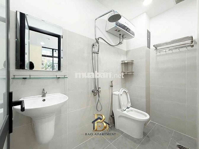 Cho Thuê căn hộ ban công full nội thất tại Sư Vạn Hạnh , Quận 10
