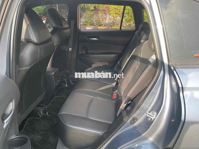 Toyota Corolla Cross 1.8G 2021, xe gia đình 1 chủ