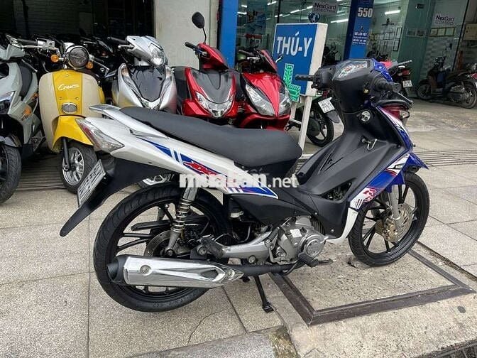 Suzuki Axelo 125 2017 Xanh trắng Đã sử dụng