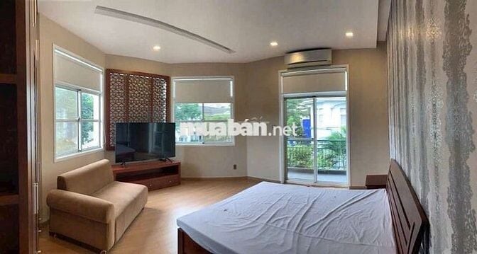 Cho thuê biệt thự đơn lập Hưng Thái 2 Phú Mỹ Hưng Quận 7