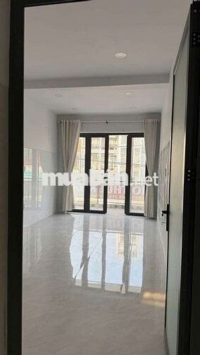 Cho Thuê Nhà Nguyên Căn mặt tiền Huỳnh Tấn Phát - Quận 7