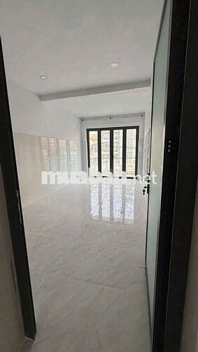 Cho Thuê Nhà Nguyên Căn mặt tiền Huỳnh Tấn Phát - Quận 7