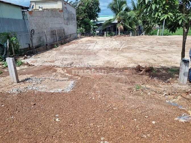 110m2 có thổ cư.nằm giữa KCN Phước Đông. 380tr 