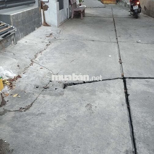 nhà gác suốt điện nước giá nhà nước, cách lộ lớn 12 mét an lạc B Tân