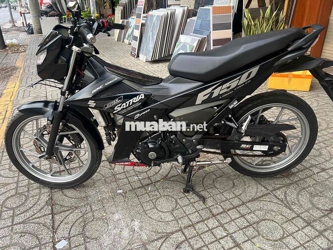 Suzuki Satria F150 Đen