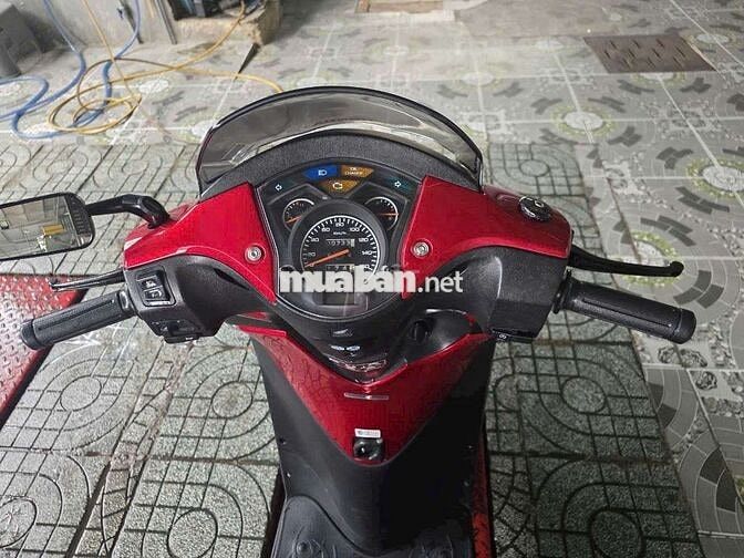 Honda SH 124.6 cm3 Zin 100% Đỏ