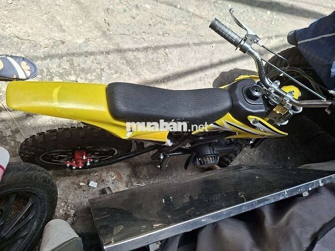 Xe mô tô mini 49.9cc Vàng dưới 30km