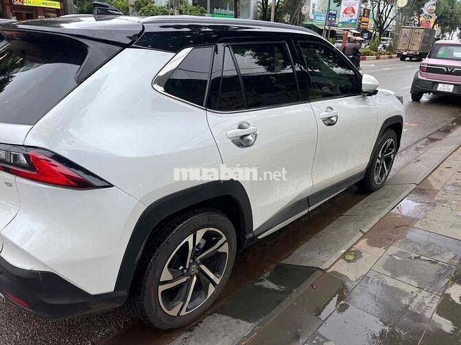 Toyota Yaris Cross 2024 Trắng 25.000km