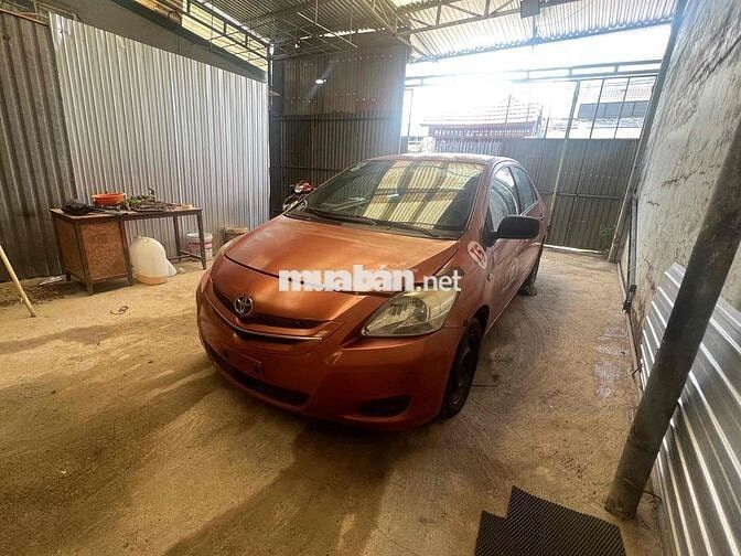 Toyota Vios 2009 số sàn  - 300000 km