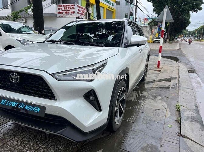Toyota Yaris Cross 2024 Trắng 25.000km