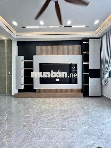 Hạ giá, bán gấp nhà lầu mới xây cuối đường Huỳnh Văn Nghệ