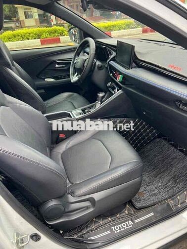 Toyota Yaris Cross 2024 Trắng 25.000km