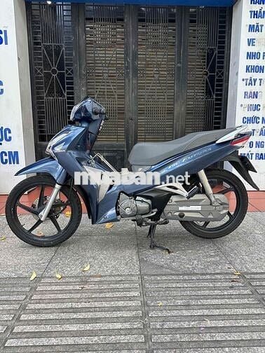 Honda Future LED 11/2019 zin mộc , bstp 9 chủ ký