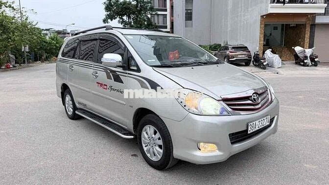 Toyota Innova 2010 Bản G Số sàn Bạc
