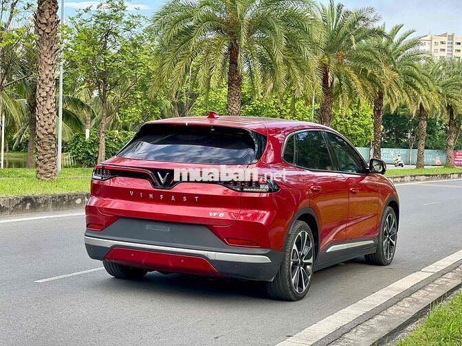 VinFast VF8 Plus 2023 Điện 2800 km Đỏ