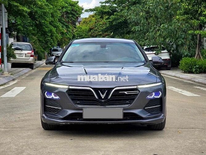 VinFast Lux A Premium 2020 Tự động 50000 km Xám