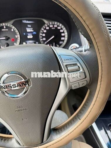 Nissan Navara VL 2015 Tự động Xám