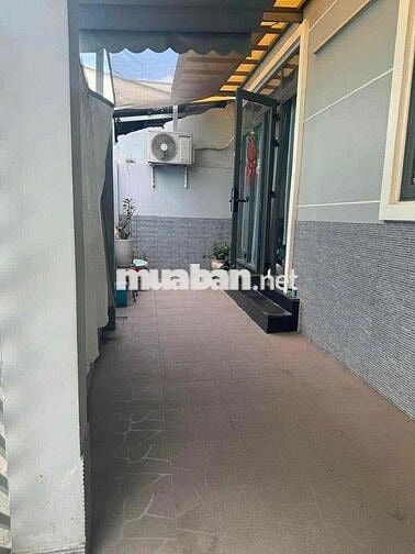 CHÍNH CHỦ CẦN BÁN NHÀ , NGANG 9M HIẾM CÓ, Q7