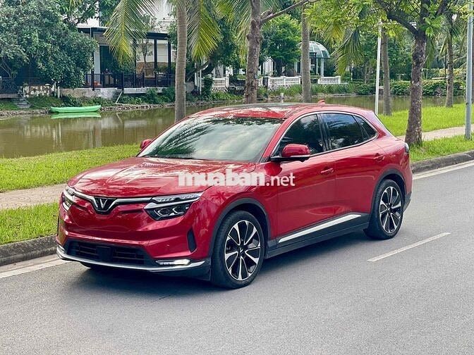 VinFast VF8 Plus 2023 Điện 2800 km Đỏ