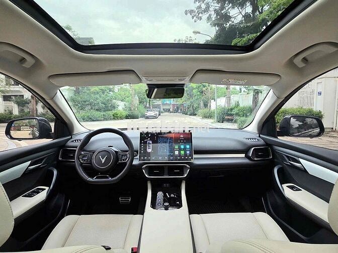 VinFast VF8 Plus 2024 Đen 40000 km