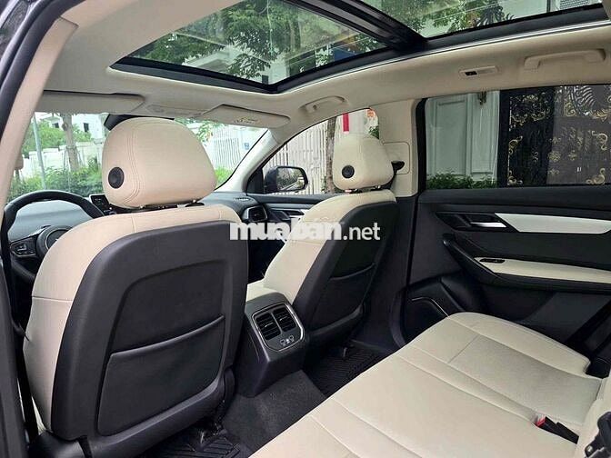 VinFast VF8 Plus 2024 Đen 40000 km