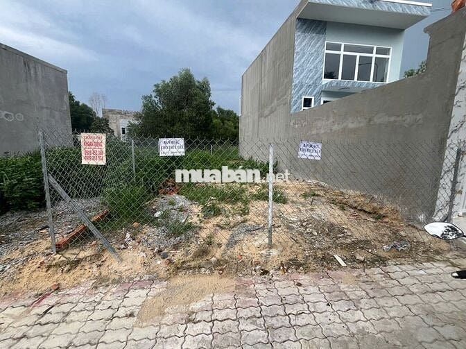 BÁN NHÀ MẶT TIỀN ĐƯỜNG MẠC ĐỈNH CHI, THỦ DẦU MỘT, BÌNH DƯƠNG