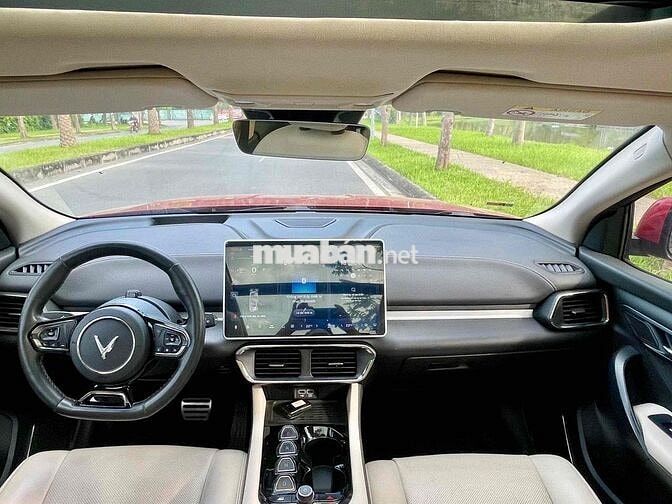 VinFast VF8 Plus 2023 Điện 2800 km Đỏ