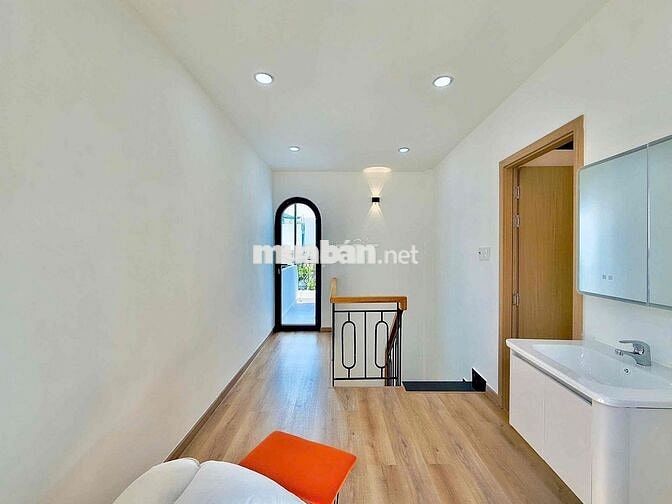 THÂN GỬI ACE HOA HỒNG 60 TRIỆU gửi bán căn chính chủ Chợ Bà Chiểu