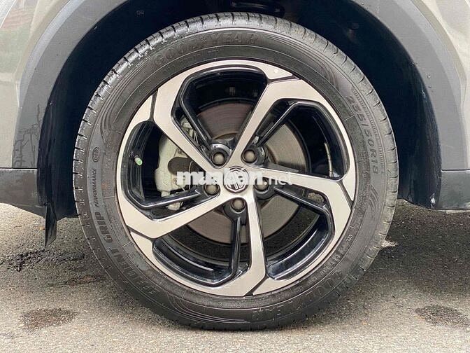 MG HS 1.5l BẢN DELUX 2023 SIÊU LƯỚT 7.500 Km