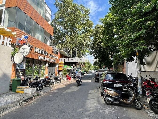 MẶT TIỀN ĐƯỜNG HOA – KHU PHAN XÍCH LONG - 8X16m - 4 TẦNG - 70 TRIỆU