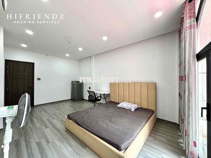 Căn hộ mini Ban công 40m2 Sát Sư Phạm 300m Quận 5