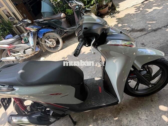 SH 160i ABS 2024 Xám 8034 km chính chủ