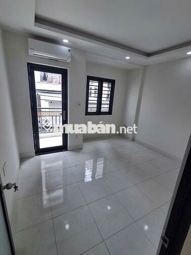 BÁN NHÀ MẶT TIỀN 1041 TRẦN XUÂN SOẠN, P. TÂN HƯNG, QUẬN 7