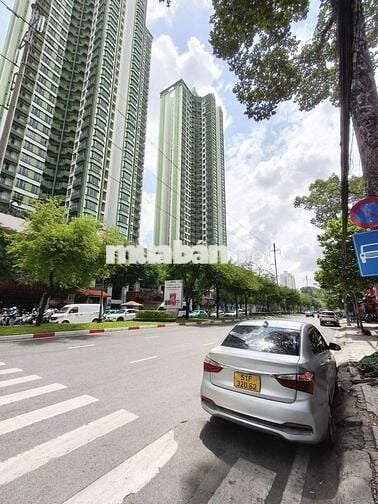 Cho thuê nhà Mặt tiền Hồng Bàng, P14,Q5 4x18 có lửng 2 phòng k doanh