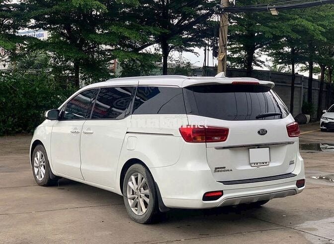KIA SEDONA FULL DẦU 2020 XE CTY XUẤT HOÁ ĐƠN