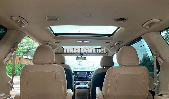 KIA SEDONA FULL DẦU 2020 XE CTY XUẤT HOÁ ĐƠN